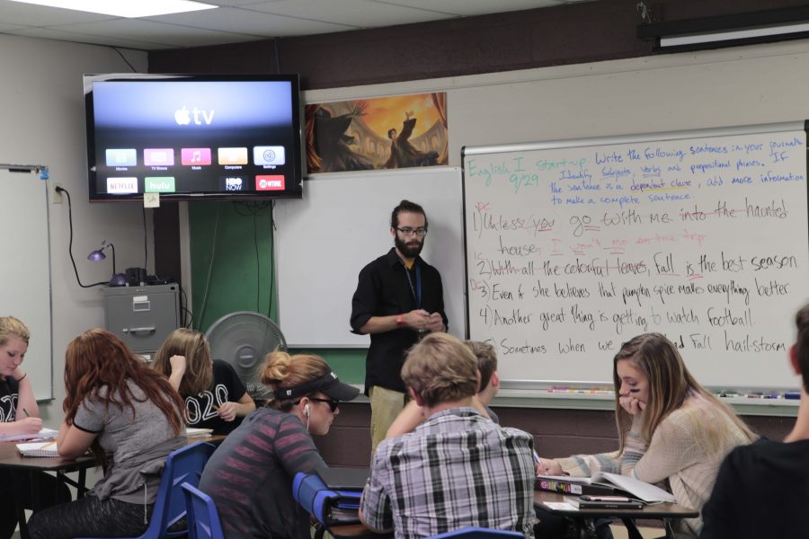Pierce Gillard teaches one of his English classes at the beginning of his first year. The teacher, who is only 23 years old, has never held a teaching job before. He lived in Colorado Springs before he attended college, and jumped at the opportunity to teach at Manitou when he returned. 