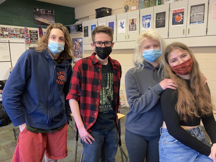 Seniors Payton Reed, Michael Parker, Grace Olson, and Sophie McKeown hanging out in Advisory before Spring Break.