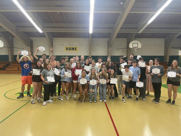 Senior Honor roll students gather to celebrate accomplishments during the back to school senior class meeting on Aug. 22.