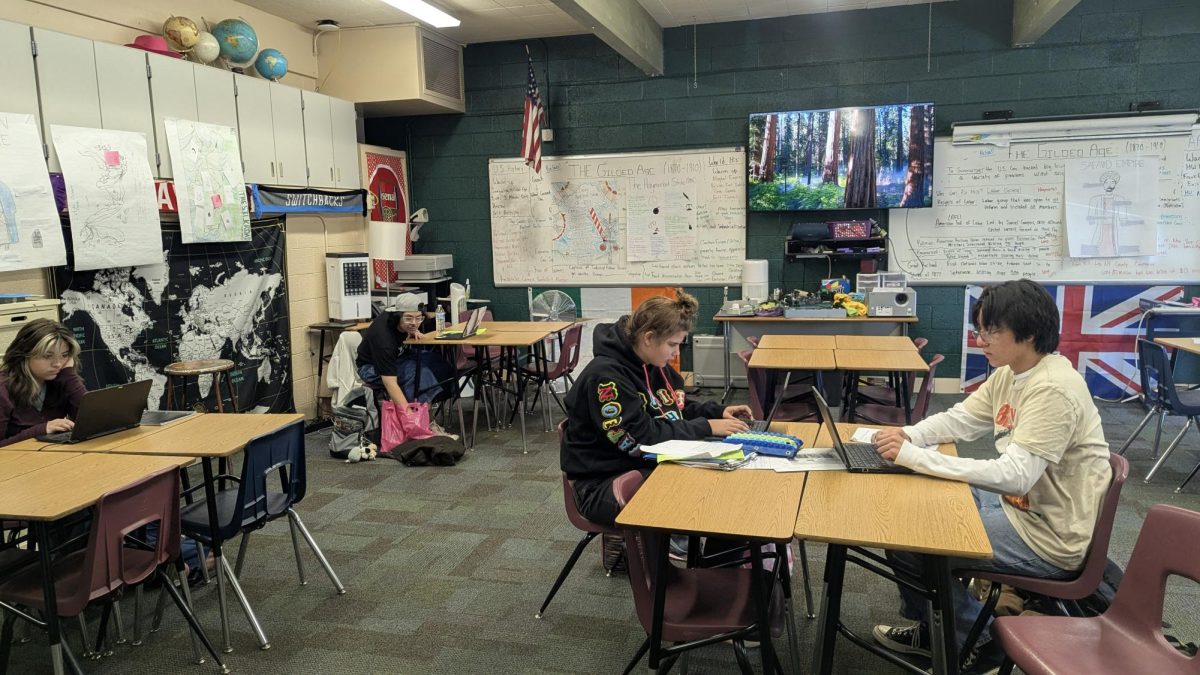 Students attend Social Studies Lab in Sam Duff's classroom during Advisory to catch-up on missing assignments and homework.